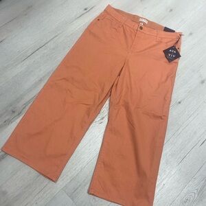 Ava & Viv Coral Wide Leg Cropped Pants